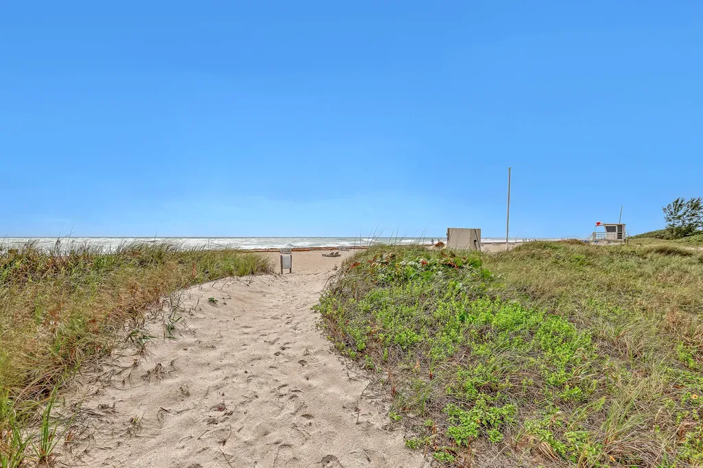 125 S Ocean Avenue Palm Beach Shores FL 33404