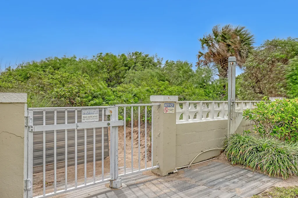 125 S Ocean Avenue Palm Beach Shores FL 33404
