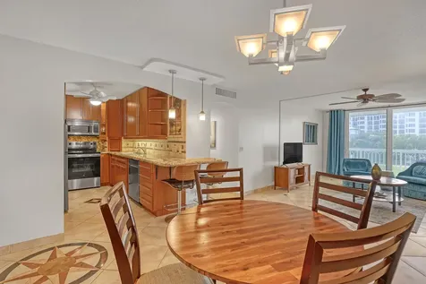 125 S Ocean Avenue Palm Beach Shores FL 33404