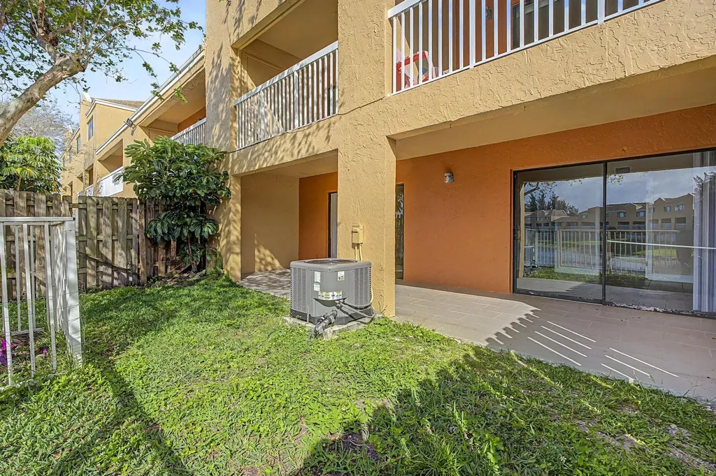 5200 NW 31st Avenue Fort Lauderdale FL 33309