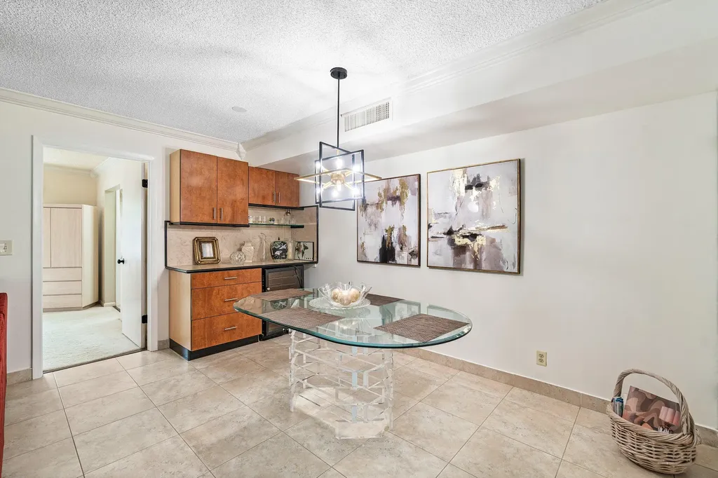 27 Capri Delray Beach FL 33484