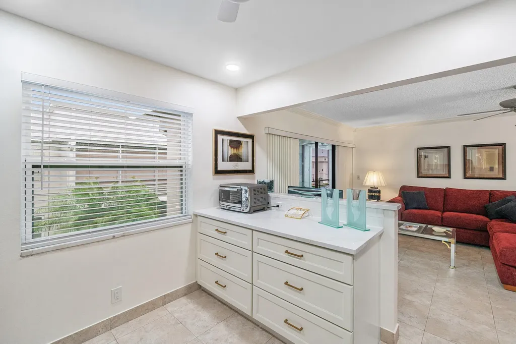 27 Capri Delray Beach FL 33484