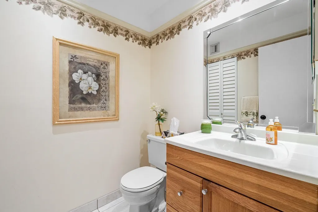 27 Capri Delray Beach FL 33484