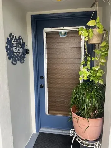27 Capri Delray Beach FL 33484