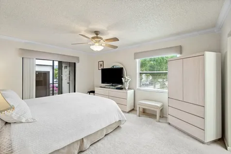 27 Capri Delray Beach FL 33484