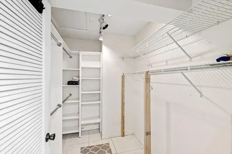 27 Capri Delray Beach FL 33484