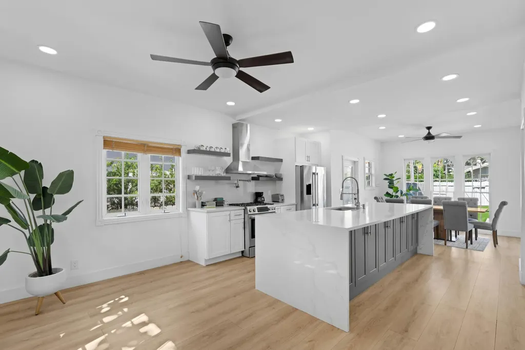 419 30th Street West Palm Beach FL 33407