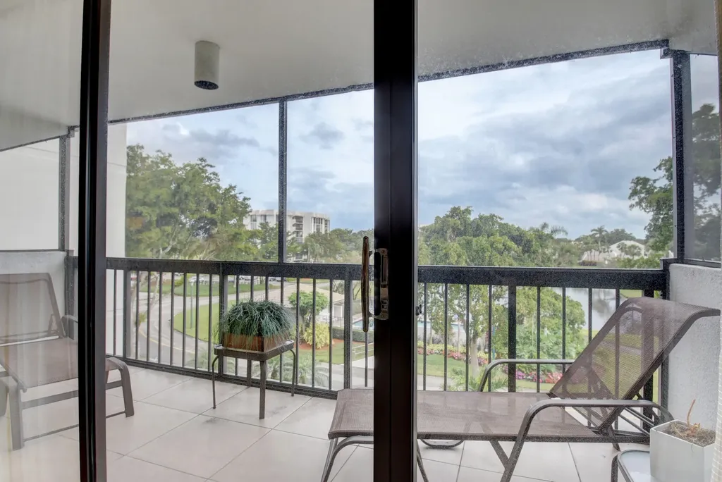 1542 Bridgewood Drive Boca Raton FL 33434