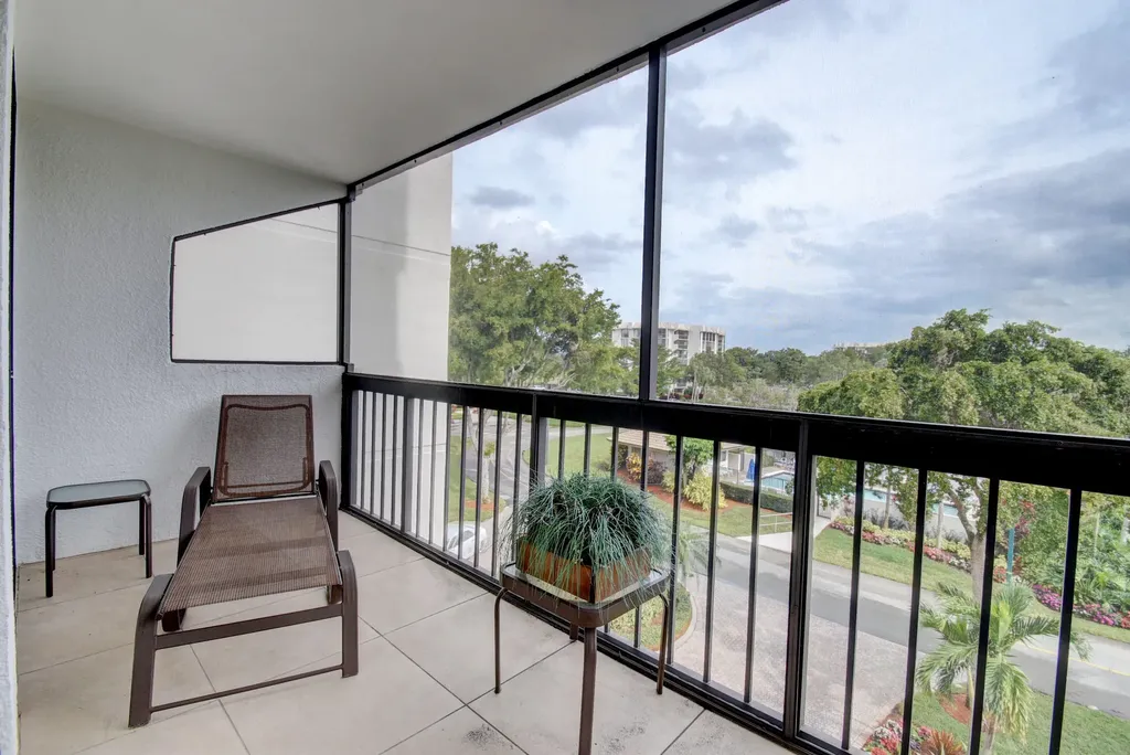 1542 Bridgewood Drive Boca Raton FL 33434