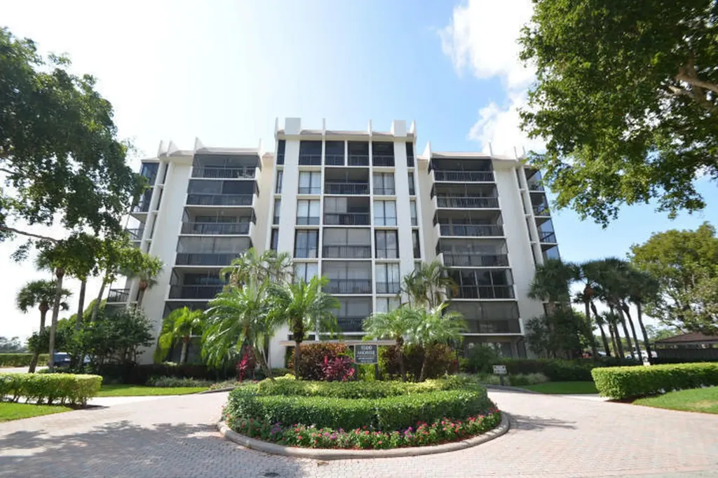 1542 Bridgewood Drive Boca Raton FL 33434