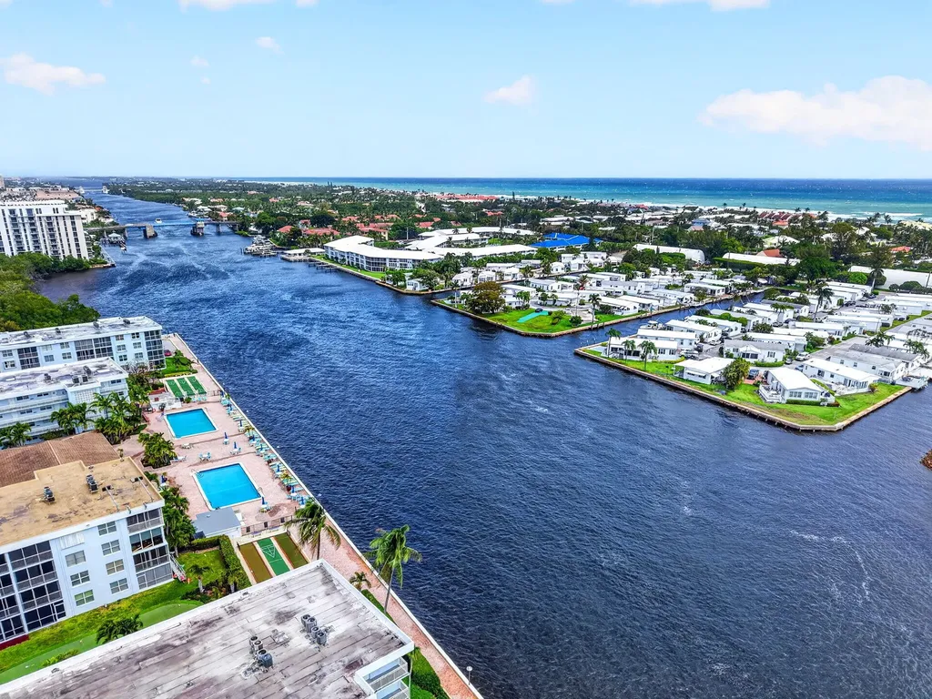 2016 S Federal Highway Boynton Beach FL 33435