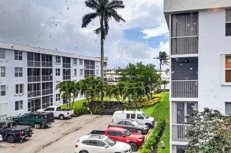 2016 S Federal Highway Boynton Beach FL 33435