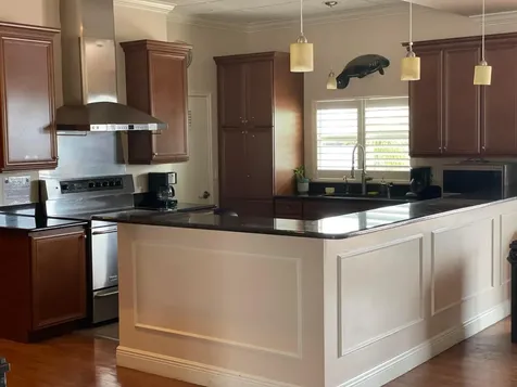 2016 S Federal Highway Boynton Beach FL 33435