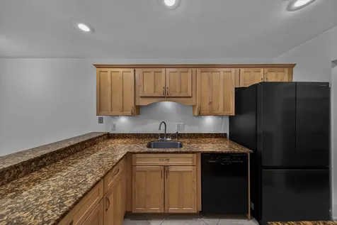 2907 NE 8th Terrace Oakland Park FL 33334
