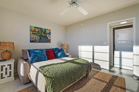 575 Oaks Lane Pompano Beach FL 33069