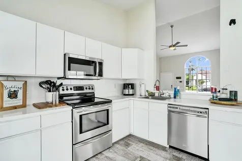 8467 Dynasty Drive Boca Raton FL 33433