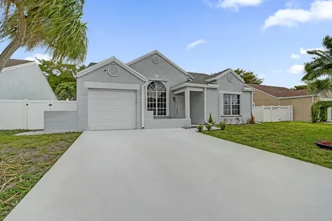 8467 Dynasty Drive Boca Raton FL 33433