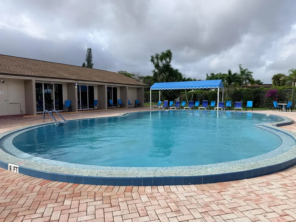 500 Davis Road Palm Springs FL 33461