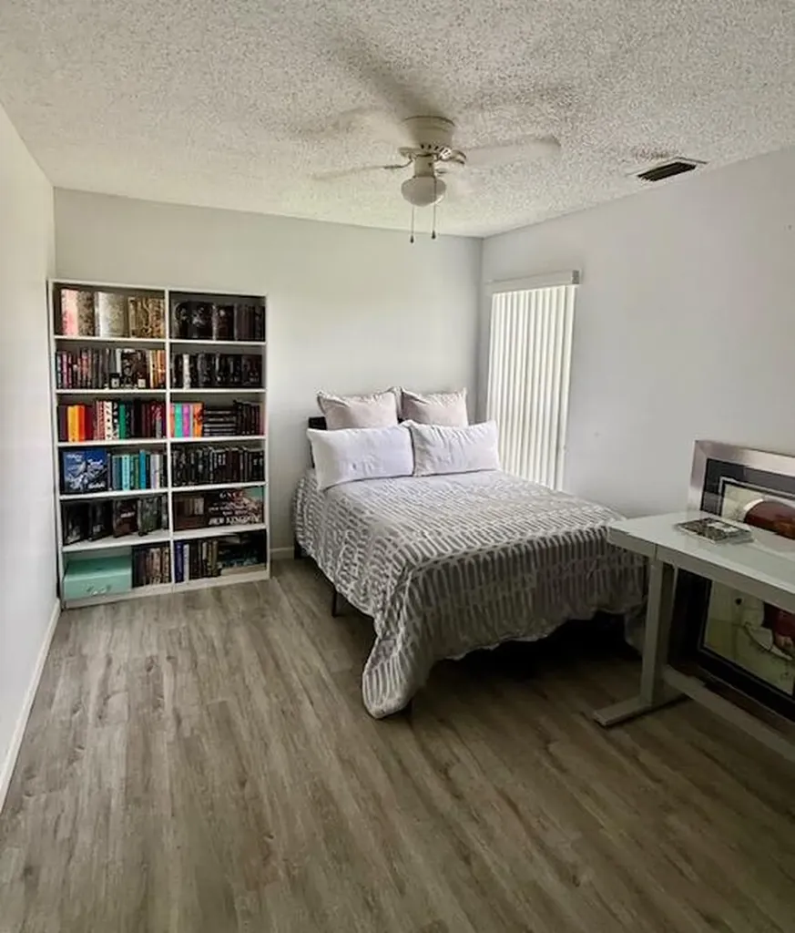1803 Waterview Circle Palm Springs FL 33461