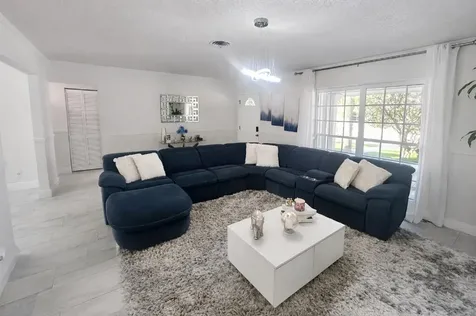 5408 Jackson Street Hollywood FL 33021