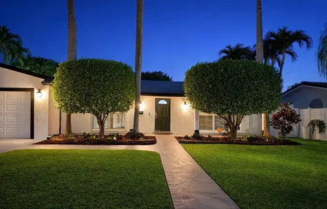 5408 Jackson Street Hollywood FL 33021