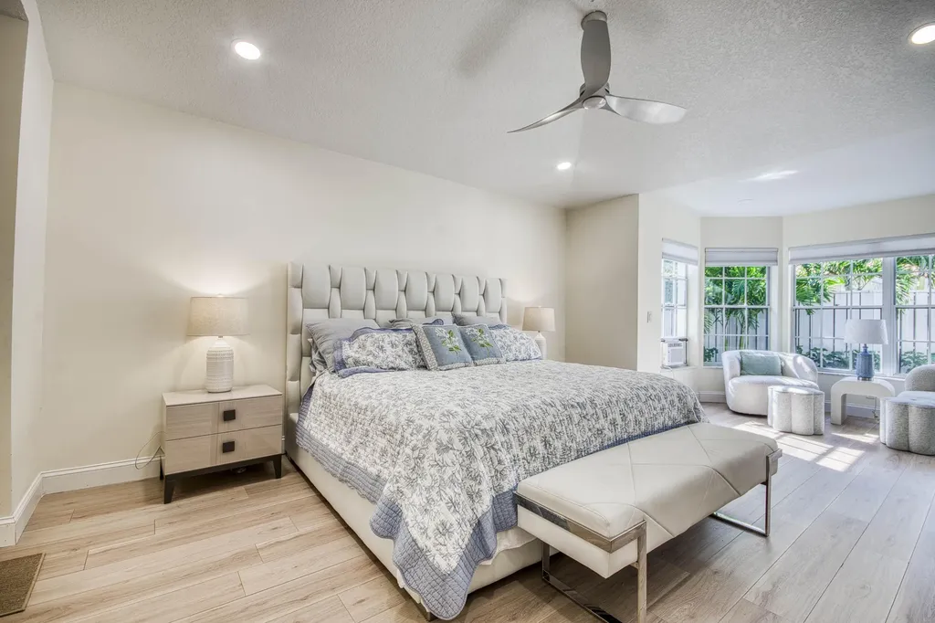 158 Eagleton Court Palm Beach Gardens FL 33418