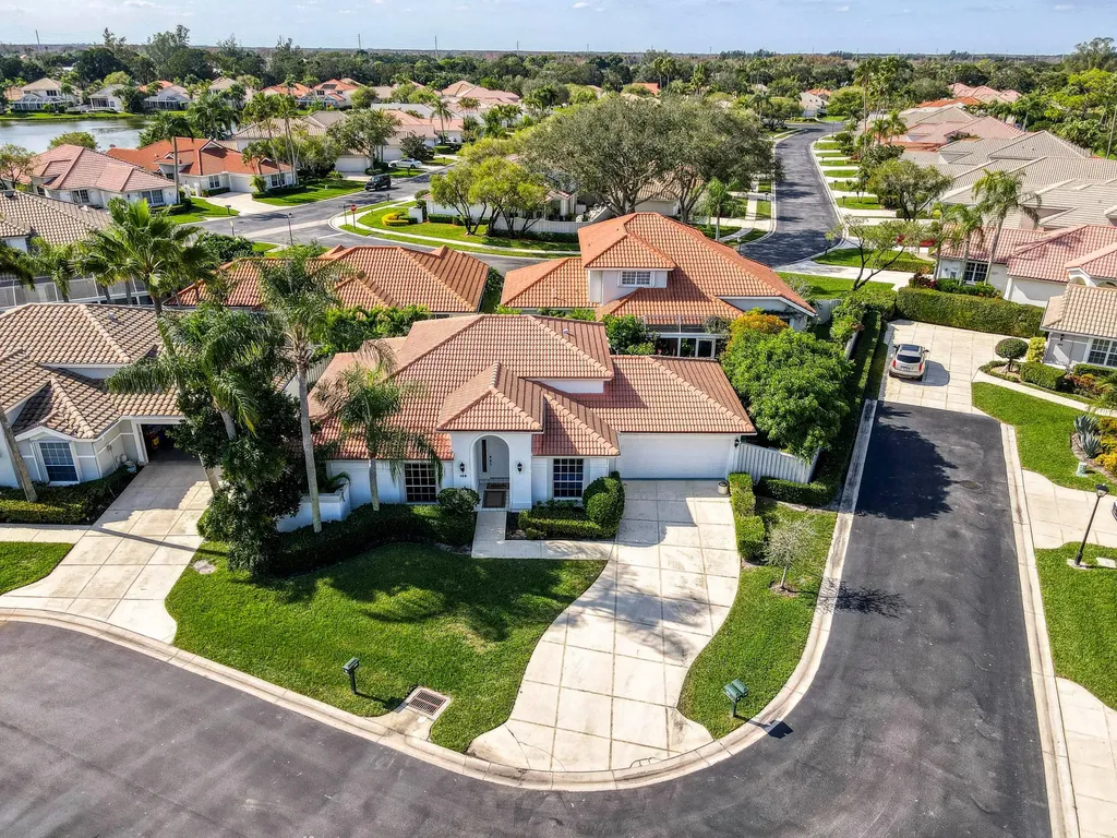 158 Eagleton Court Palm Beach Gardens FL 33418