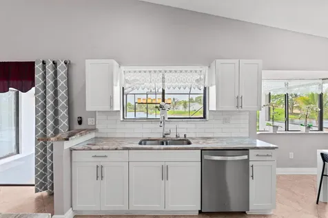 10218 NW 71st Place Tamarac FL 33321