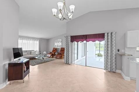 10218 NW 71st Place Tamarac FL 33321