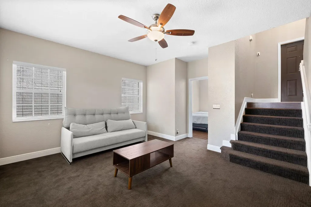 648 NW 127th Avenue Coral Springs FL 33071