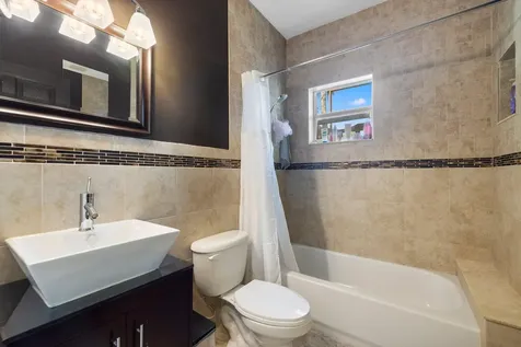 648 NW 127th Avenue Coral Springs FL 33071