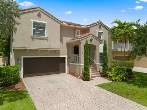 648 NW 127th Avenue Coral Springs FL 33071