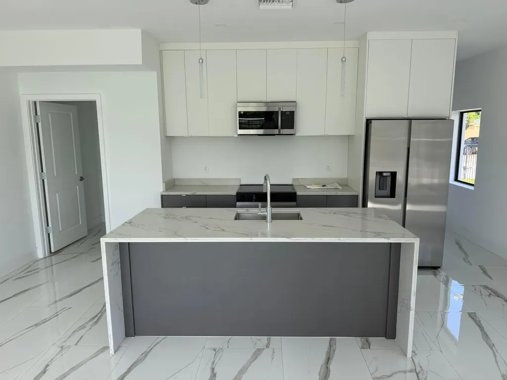 1548 NW 1st Avenue Pompano Beach FL 33060
