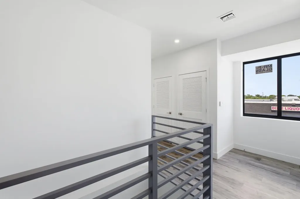 120 NW 15th Place Pompano Beach FL 33060
