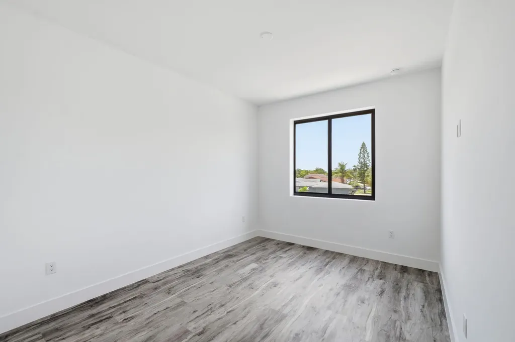 1548 NW 1st Avenue Pompano Beach FL 33060