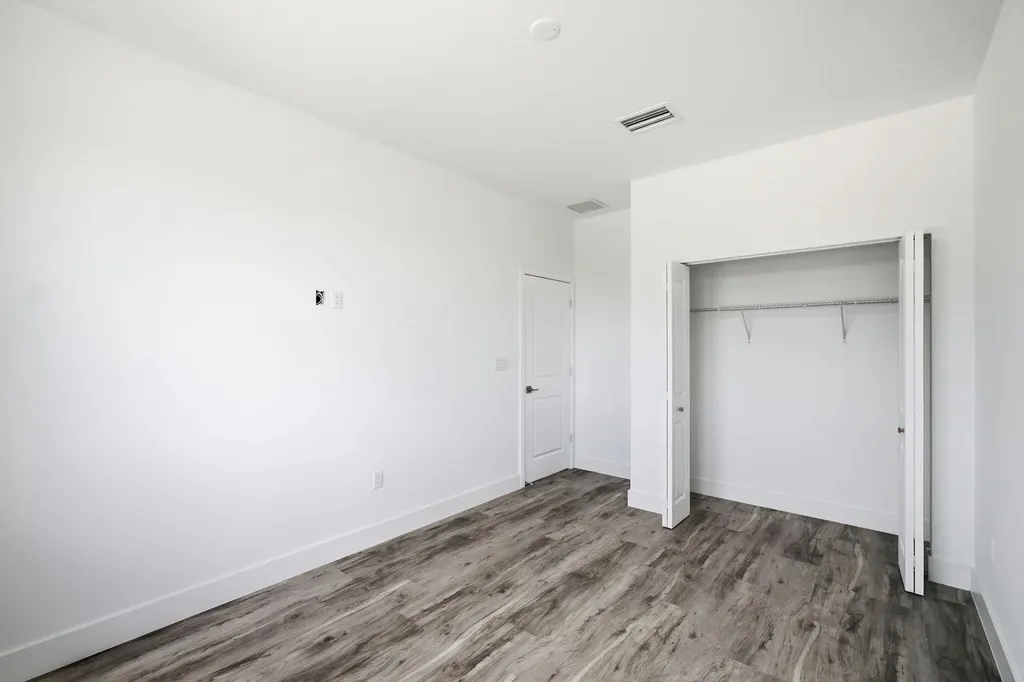 120 NW 15th Place Pompano Beach FL 33060