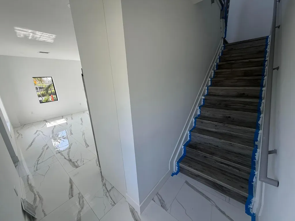 120 NW 15th Place Pompano Beach FL 33060