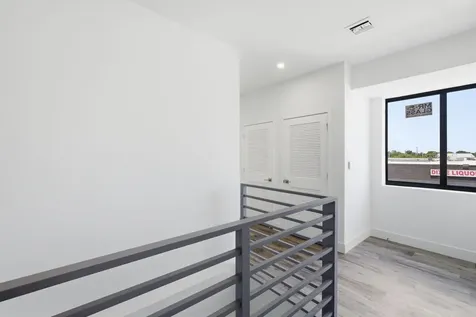 1548 NW 1st Avenue Pompano Beach FL 33060