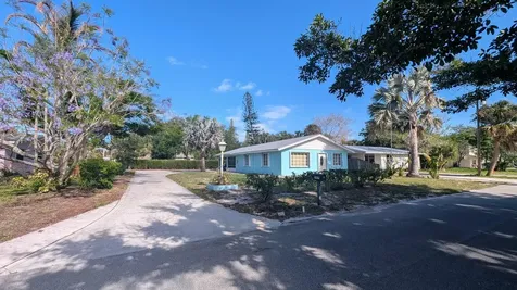 1097 NE Kubin Avenue Jensen Beach FL 34957