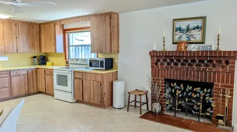 1097 NE Kubin Avenue Jensen Beach FL 34957