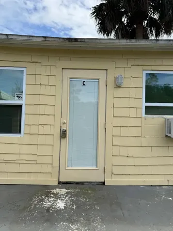 321 N 11th Street Fort Pierce FL 34950