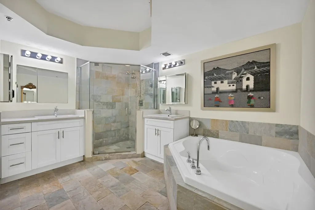 2641 N Flamingo Road Plantation FL 33323