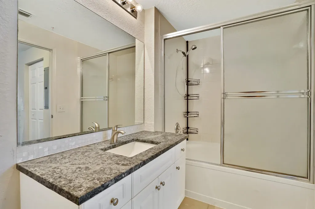 2812 Grande Parkway Palm Beach Gardens FL 33410