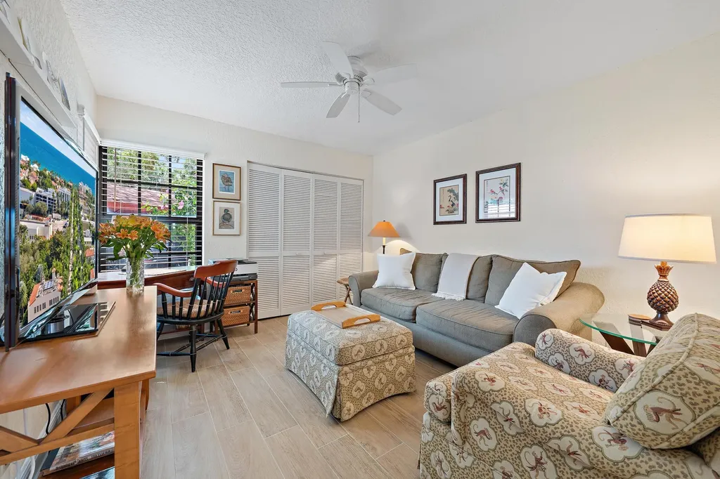 2339 Treasure Isle Drive Palm Beach Gardens FL 33410