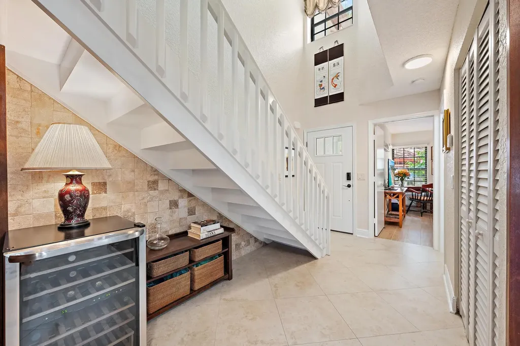 2339 Treasure Isle Drive Palm Beach Gardens FL 33410