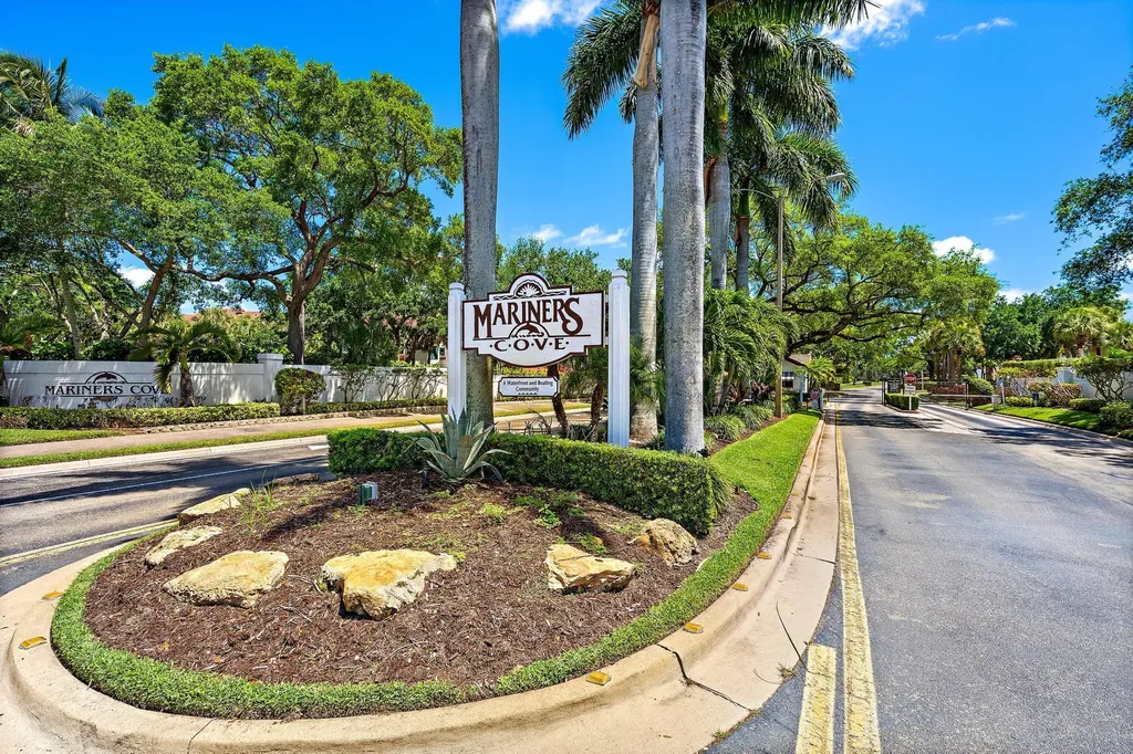 2339 Treasure Isle Drive Palm Beach Gardens FL 33410