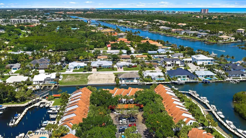 2339 Treasure Isle Drive Palm Beach Gardens FL 33410