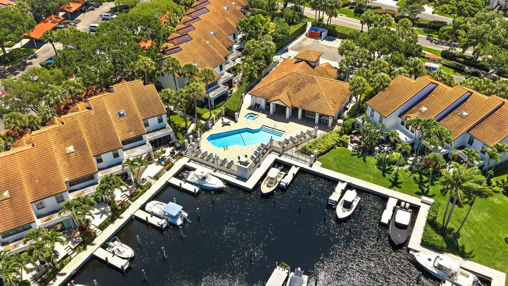 2339 Treasure Isle Drive Palm Beach Gardens FL 33410
