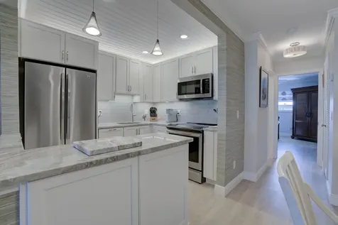 111 Shore Court North Palm Beach FL 33408