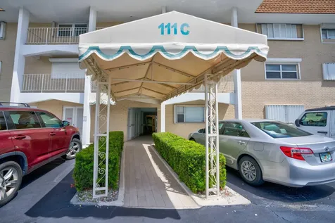 111 Shore Court North Palm Beach FL 33408